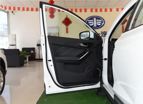 森雅R9 2018款 1.2T 自动豪华智尚型 车厢座椅   前门板