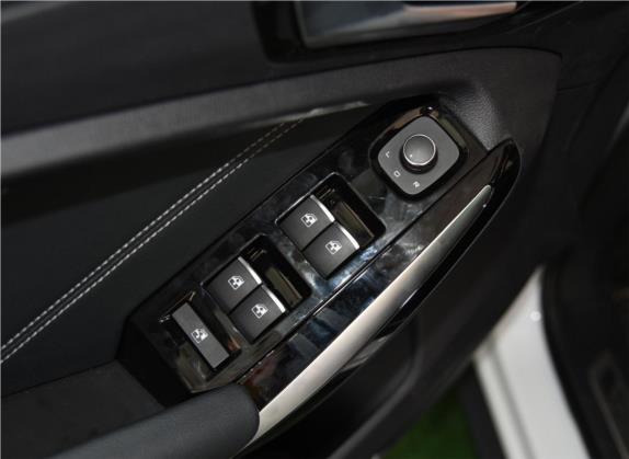 森雅R9 2018款 1.2T 自动豪华智尚型 车厢座椅   门窗控制