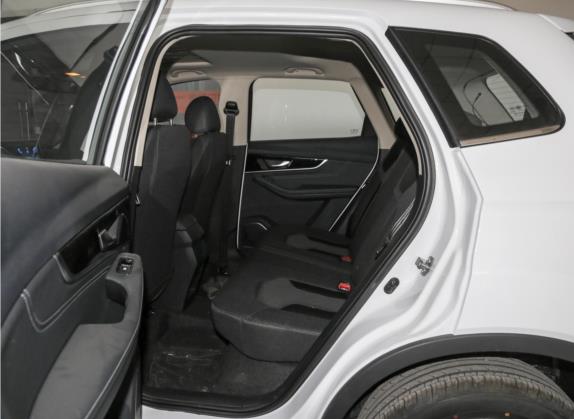 森雅R8 2020款 1.6L 手动舒适型 车厢座椅   后排空间