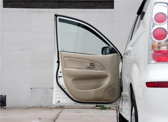 森雅M80 2009款 1.5L 手动5座标准型 车厢座椅   前门板