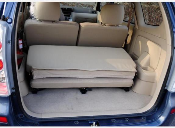 森雅M80 2009款 1.5L 自动7座豪华型 车厢座椅   后备厢