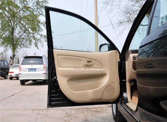 森雅M80 2009款 1.3L 手动5座特装版 车厢座椅   前门板