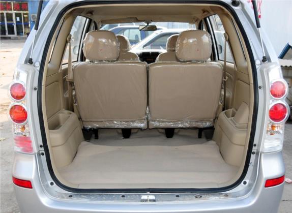 森雅M80 2011款 1.3L 手动5座 车厢座椅   后备厢
