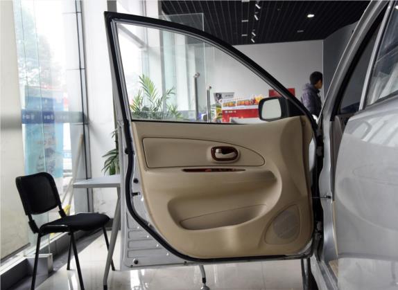 森雅M80 2014款 1.3L 手动7座幸福版 车厢座椅   前门板