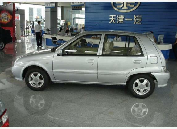 夏利 2004款 N3 1.0L 两厢 外观   正侧