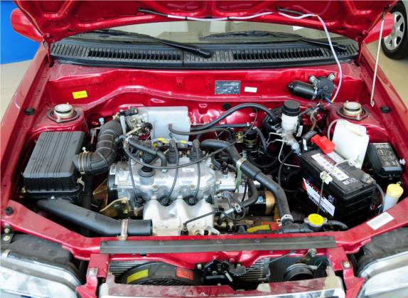 夏利 2011款 A+ 1.0L 两厢 国IV 其他细节类   发动机舱