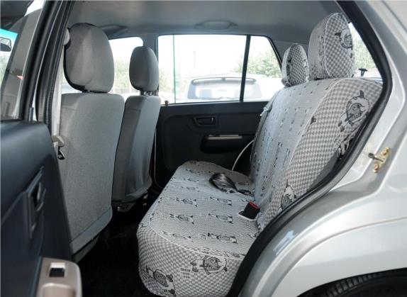 夏利 2012款 N3 1.0L 两厢标准型 车厢座椅   后排空间