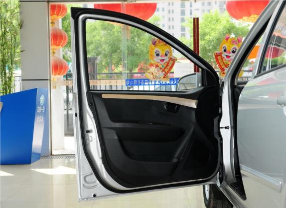 威志V5 2012款 1.5L 手动精英型 车厢座椅   前门板