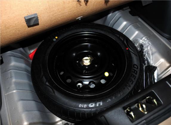 夏利N7 2013款 1.3L 手动舒适型 其他细节类   备胎