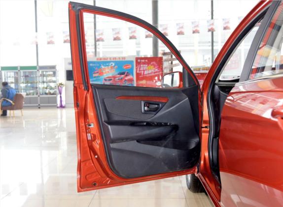 夏利N7 2015款 1.3L 自动尊贵型 车厢座椅   前门板