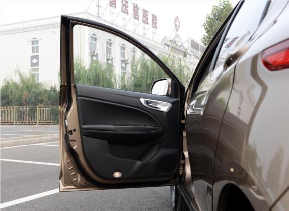 骏派D60 2015款 1.8L 自动尊贵型 车厢座椅   前门板