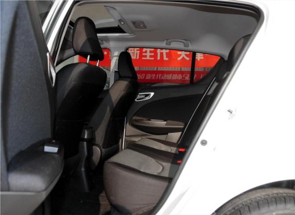 骏派D60 2015款 1.5L 手动豪华型 车厢座椅   后排空间