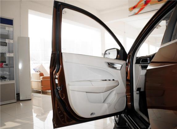 骏派D60 2015款 1.8L 自动豪华型 车厢座椅   前门板