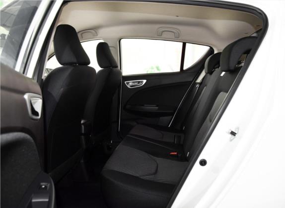 骏派D60 2016款 1.5L 手动标准型 车厢座椅   后排空间