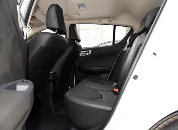 骏派D60 2016款 1.5L 手动豪华型 车厢座椅   后排空间