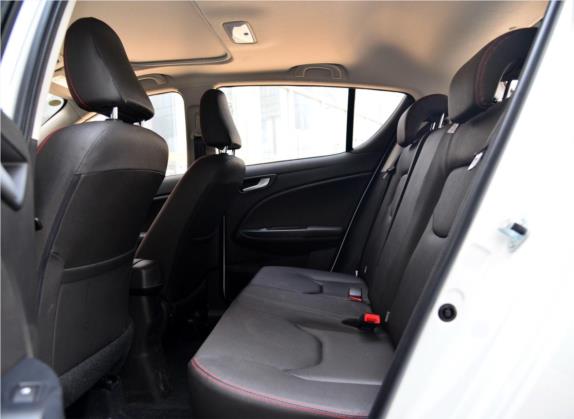 骏派D60 2017款 1.5L 手动豪华型 车厢座椅   后排空间