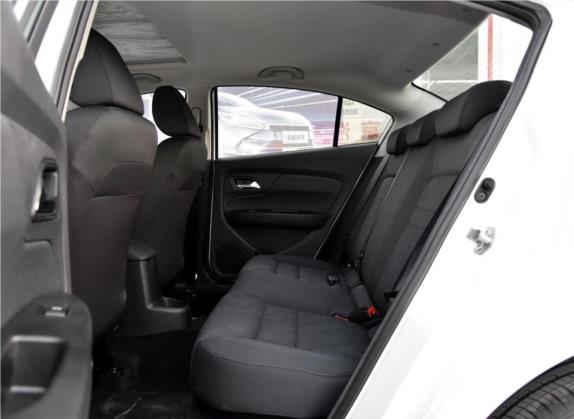 骏派A70 2016款 1.6L 自动技术型 车厢座椅   后排空间
