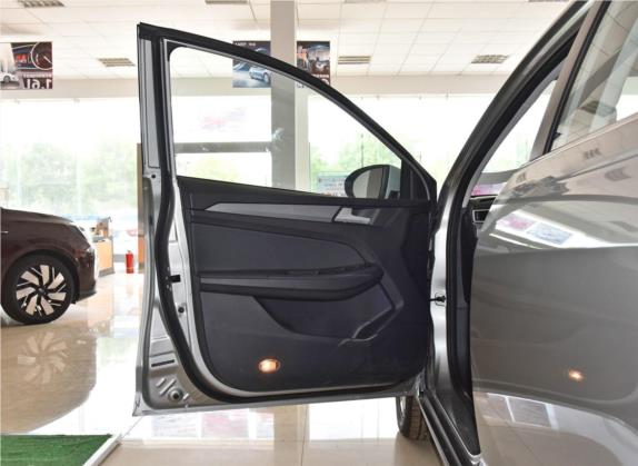 骏派A50 2018款 1.5L 手动标准型 车厢座椅   前门板
