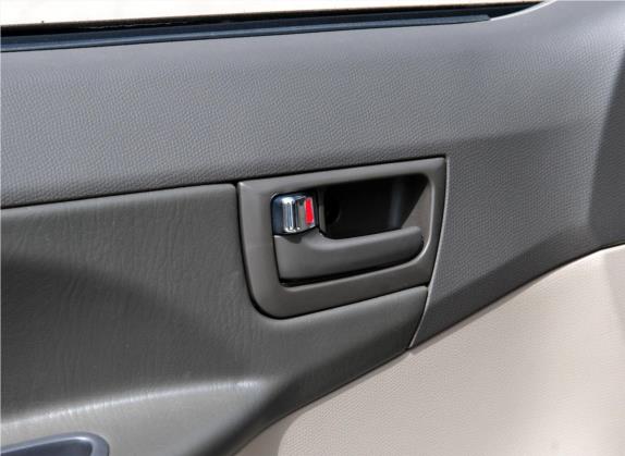 威志 2011款 三厢 1.5L 手动舒适型 车厢座椅   门窗控制