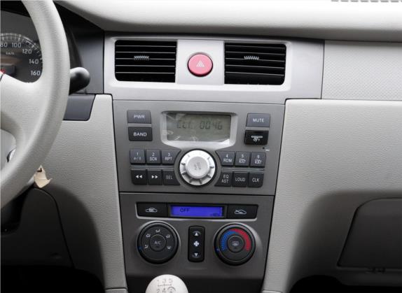夏利N5 2010款 1.0L 手动标准型 中控类   中控台