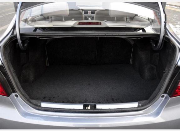 夏利N5 2010款 1.3L 手动豪华型 车厢座椅   后备厢