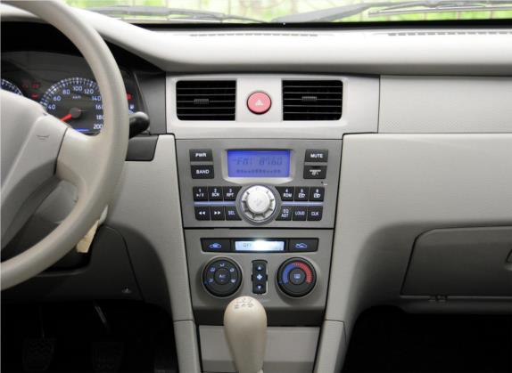 夏利N5 2011款 1.3L 手动豪华型 中控类   中控台
