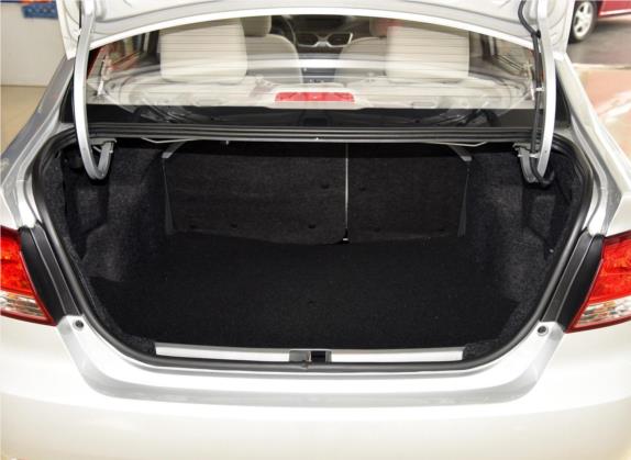 夏利N5 2014款 1.0L 手动标准型 车厢座椅   后备厢