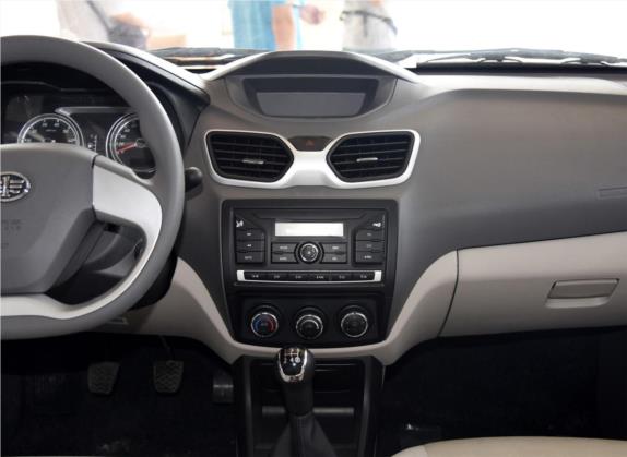 夏利N5 2014款 1.3L 手动智能节油豪华型 中控类   中控台