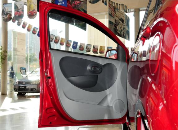 威志V2 2010款 1.3L 手动舒适型 车厢座椅   前门板