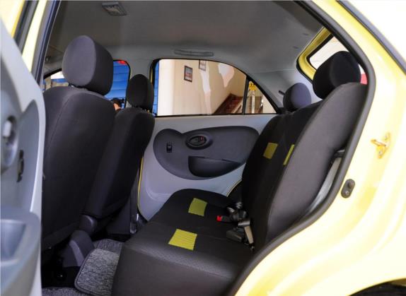 威志V2 2010款 1.3L 手动豪华型 车厢座椅   后排空间