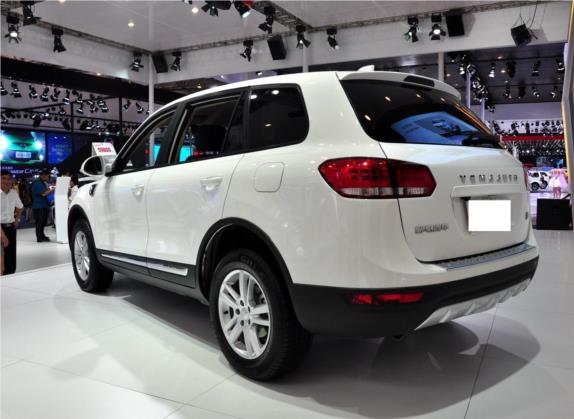 野马T70 2015款 1.8T CVT睿智型 外观   斜后