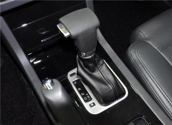 野马T70 2015款 1.8T CVT睿智型 中控类   挡把