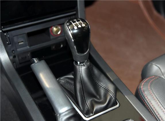 野马T70 2015款 1.8L 手动舒适型 中控类   挡把