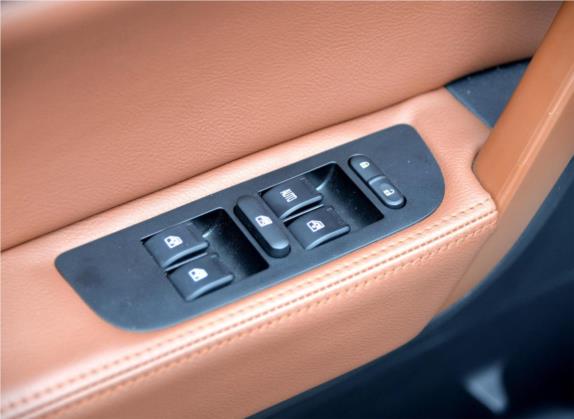 野马T70 2015款 1.8L 手动豪华型 车厢座椅   门窗控制