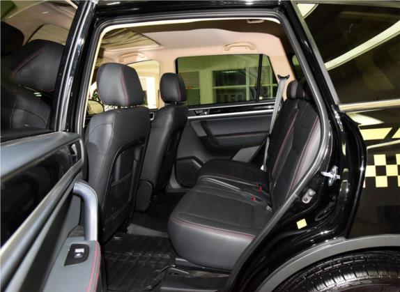野马T70 2016款 1.8T CVT优雅型 7座 车厢座椅   后排空间