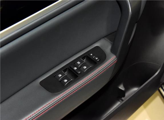 野马T70 2016款 1.8T CVT优雅型 7座 车厢座椅   门窗控制