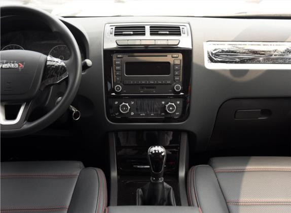 野马T70 2016款 升级版 1.8L 手动舒适型 中控类   中控台