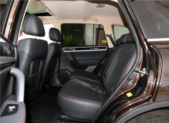 野马T70 2016款 升级版 1.8L 手动精英型 车厢座椅   后排空间