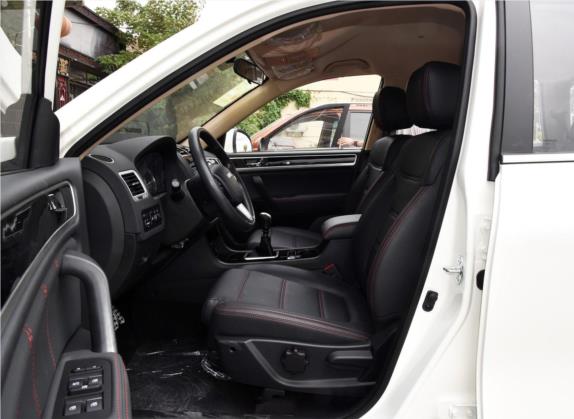 野马T70 2016款 升级版 1.5T 手动领先型 车厢座椅   前排空间