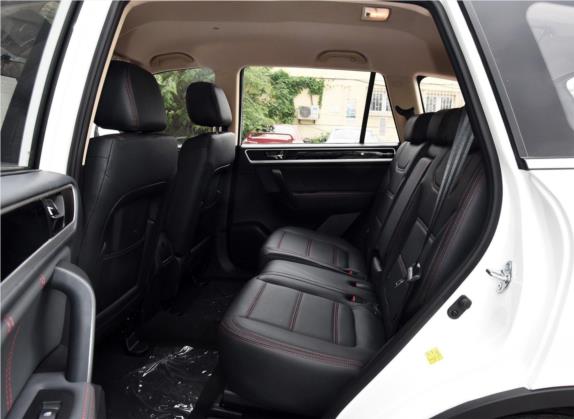野马T70 2016款 升级版 1.5T 手动领先型 车厢座椅   后排空间