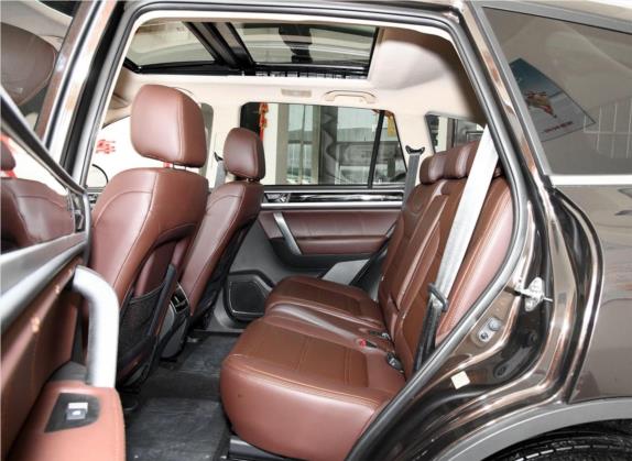 野马T70 2017款 T70S 运动版 1.5T 手动豪华型 车厢座椅   后排空间