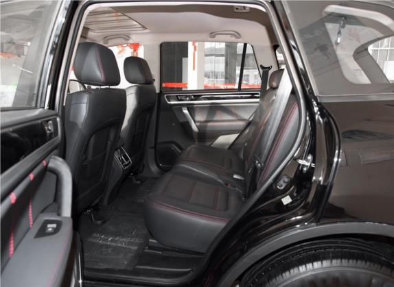 野马T70 2018款 T70S 1.8L 手动超值天窗版 车厢座椅   后排空间