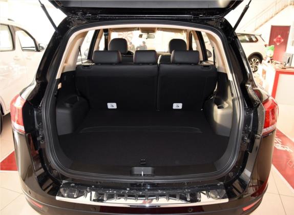 野马T70 2018款 T70S 1.8L 手动超值天窗版 车厢座椅   后备厢