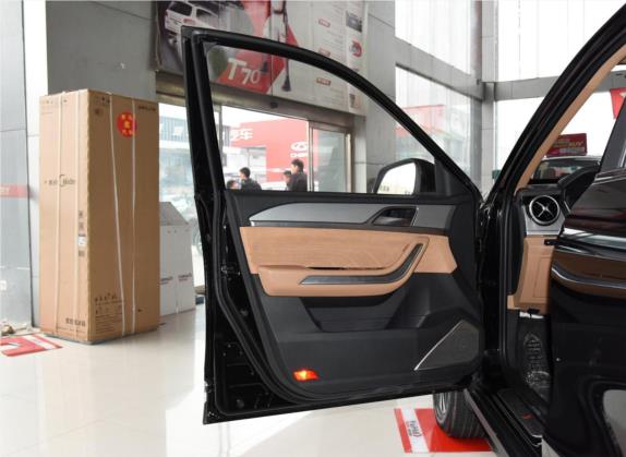 野马T80 2017款 1.5T 手动炫乐版 车厢座椅   前门板