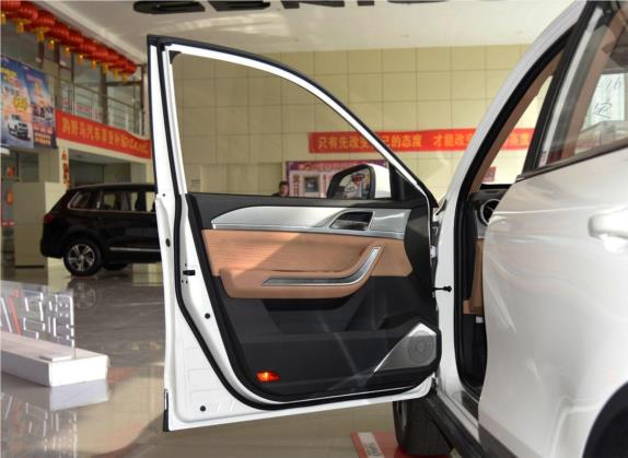 野马T80 2018款 2.0T 自动进取型 车厢座椅   前门板