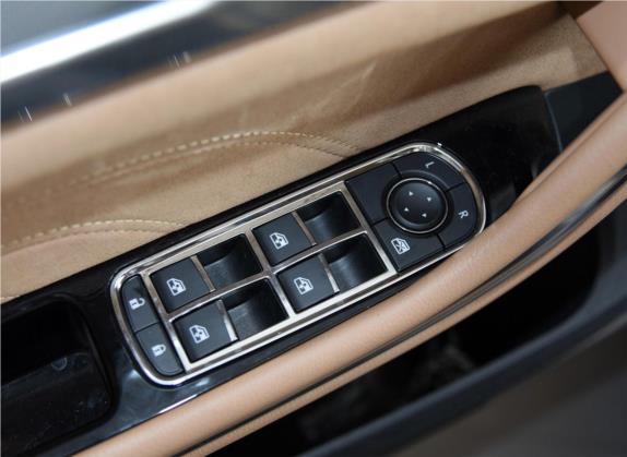 野马T80 2018款 2.0T 自动进取型 车厢座椅   门窗控制