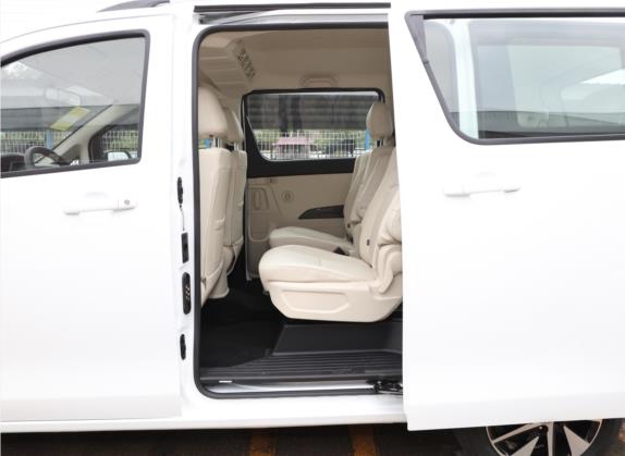 斯派卡 2022款 1.5L CVT豪华型 车厢座椅   后排空间