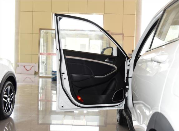 博骏 2019款 1.5L 手动精英型 车厢座椅   前门板