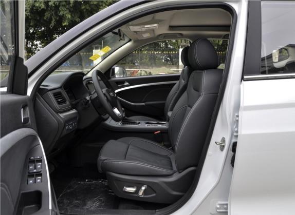 博骏 2019款 性能版 1.5T CVT领动型 车厢座椅   前排空间