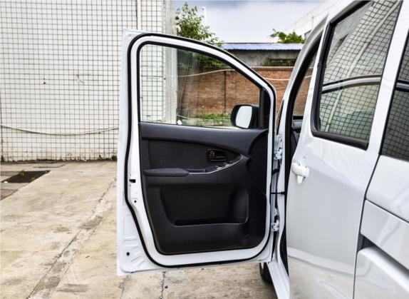 斯派卡新能源 2020款 R350 精英版 车厢座椅   前门板